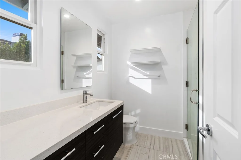 Additional image 101 of 22904 Calvert Street, Woodland Hills, CA 91367