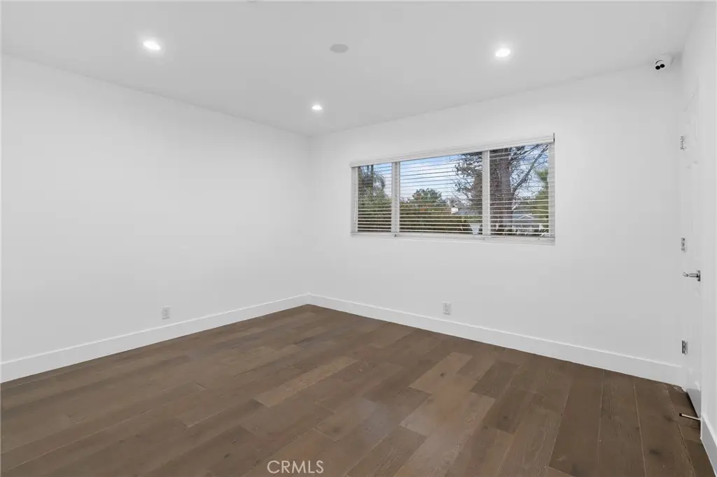 Additional image 102 of 22904 Calvert Street, Woodland Hills, CA 91367