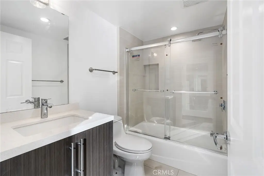 Additional image 108 of 22904 Calvert Street, Woodland Hills, CA 91367