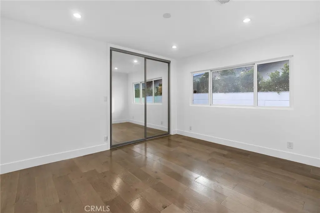 Additional image 104 of 22904 Calvert Street, Woodland Hills, CA 91367
