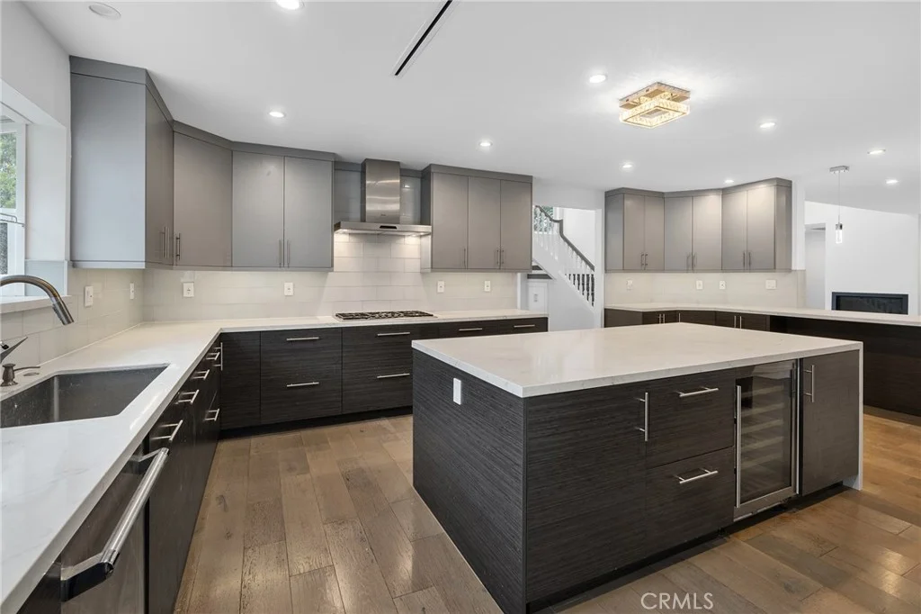 Additional image 84 of 22904 Calvert Street, Woodland Hills, CA 91367