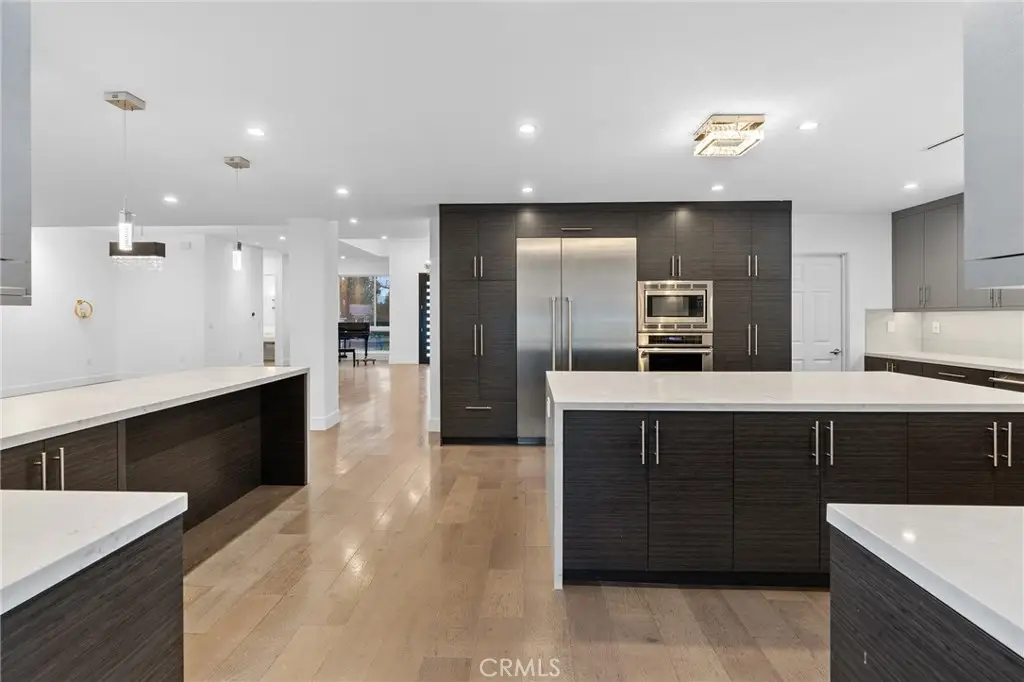 Additional image 81 of 22904 Calvert Street, Woodland Hills, CA 91367