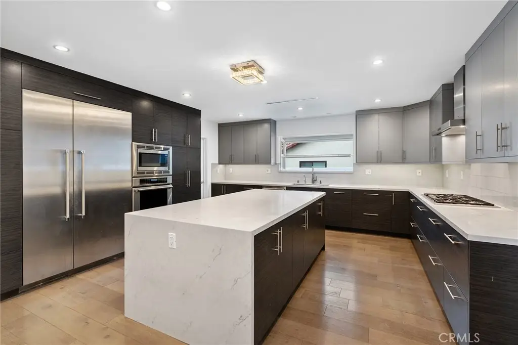 Additional image 82 of 22904 Calvert Street, Woodland Hills, CA 91367