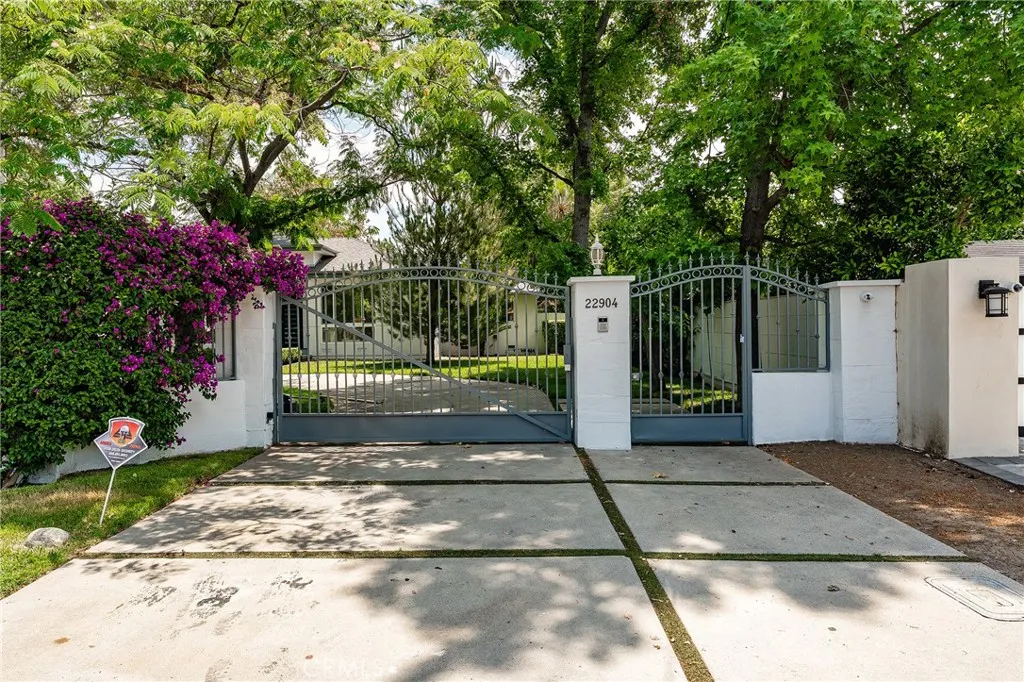 Additional image 126 of 22904 Calvert Street, Woodland Hills, CA 91367