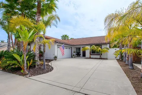 3515 Sitio Baya, Carlsbad, CA MLS: NDP2503432
