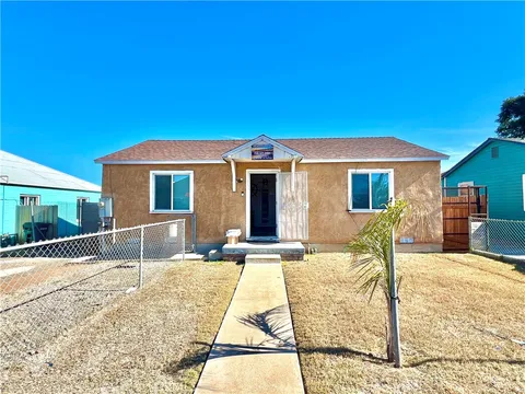 753 13th Street, Imperial Beach, CA MLS: IV24240482