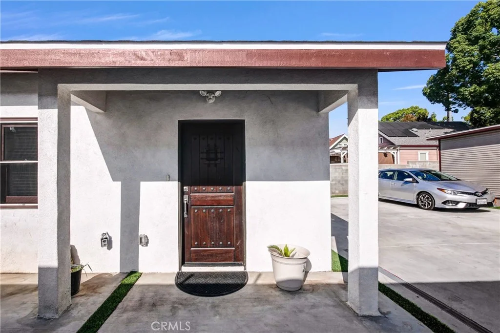 696 E 9th Unit C, Upland, CA 91786 photo 3