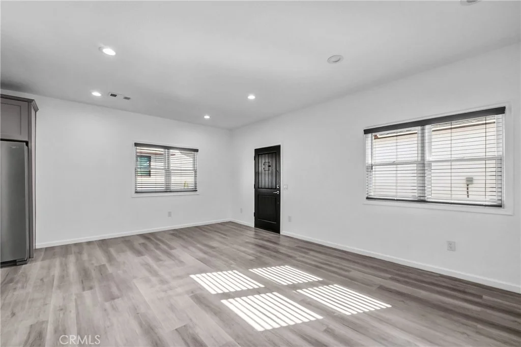 696 E 9th Unit C, Upland, CA 91786 photo 5