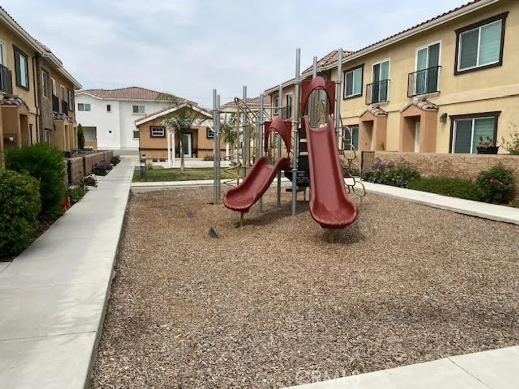 Additional image 33 of 16408 Valencia Ave Unit 411, Fontana, CA 92335