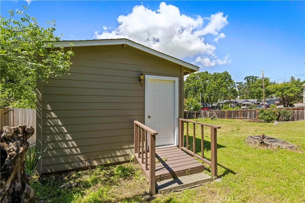 Additional image 87 of 355 1st St, Lakeport, CA 95453