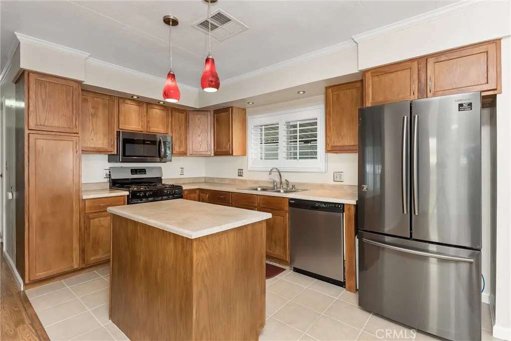 Additional image 8 of 626 N Dearborn St Unit 205, Redlands, CA 92374