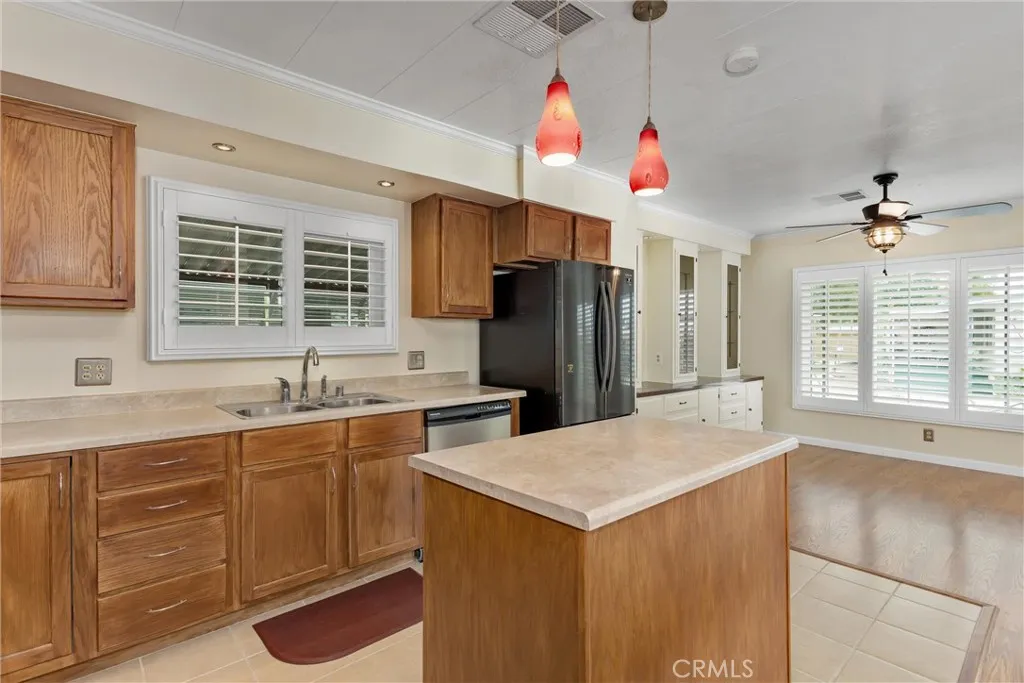 Additional image 9 of 626 N Dearborn St Unit 205, Redlands, CA 92374