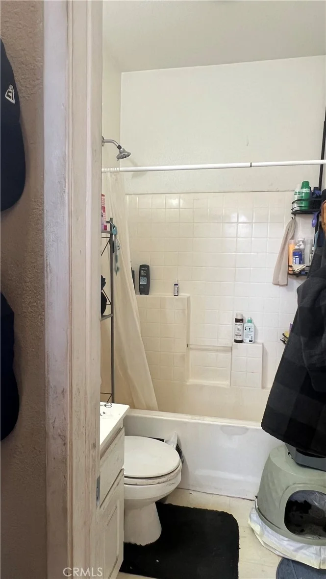 14541 Springdale Cir, Adelanto, CA 92301