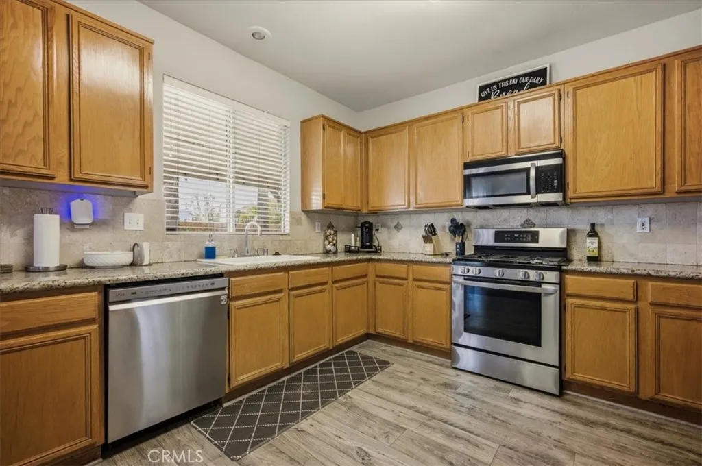 Additional image 39 of 204 E Manchester Lane, San Bernardino, CA 92408