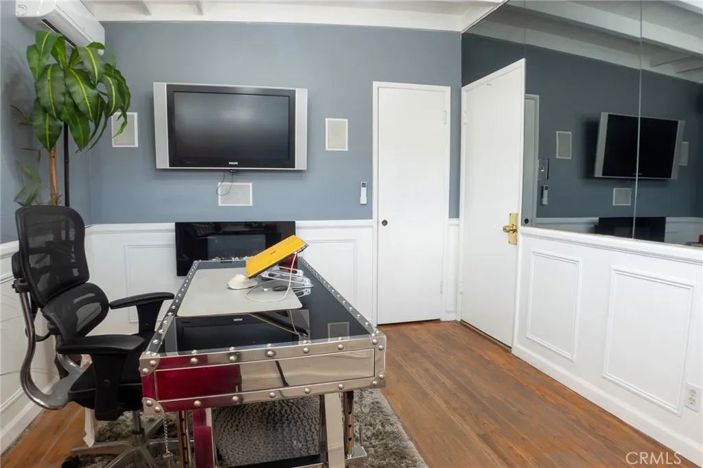 Additional image 58 of 128 E 67th Way, Long Beach, CA 90805