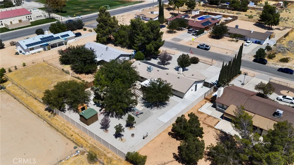 21960 Maumee Road, Apple Valley, CA 92308