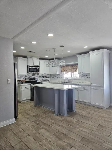 17333 Valley Unit 33 E, Fontana, CA MLS: PW24239586