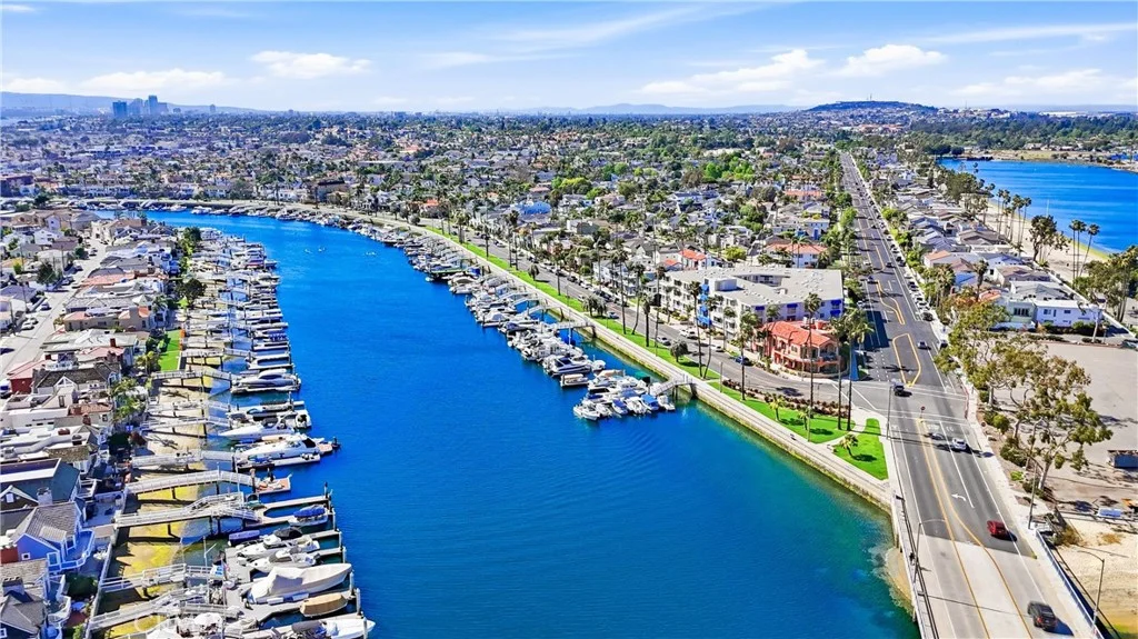 383 Bay Shore Ave Unit 203, Long Beach, CA 90803