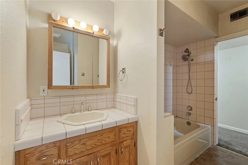 Additional image 31 of 2194 Yosemite Pkwy, Merced, CA 95341