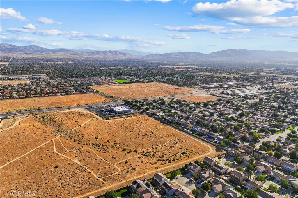 38706 La Mancha Court, Palmdale, CA 93550