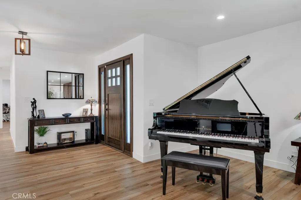 Additional image 78 of 11932 Mallot Place, Granada Hills, CA 91344