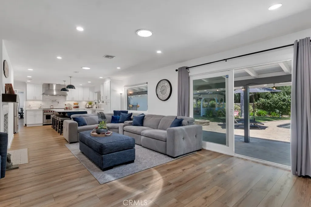 Additional image 112 of 11932 Mallot Place, Granada Hills, CA 91344