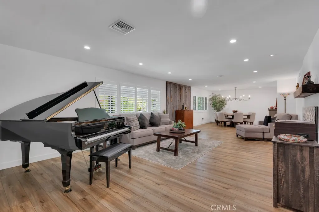 Additional image 7 of 11932 Mallot Place, Granada Hills, CA 91344
