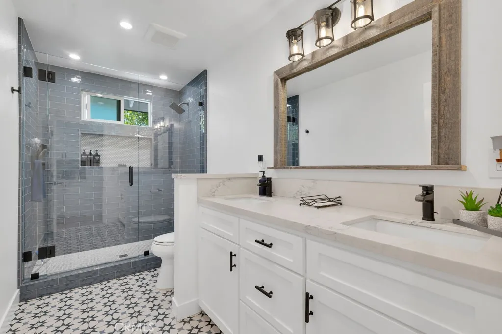 Additional image 103 of 11932 Mallot Place, Granada Hills, CA 91344