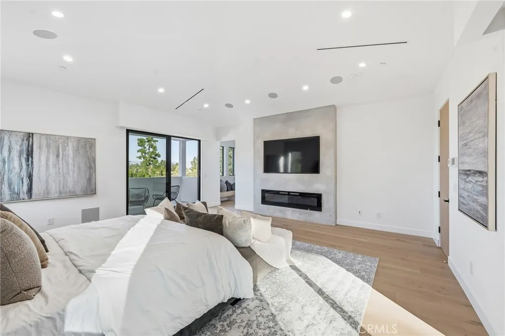 Additional image 40 of 4331 Alonzo, Encino, CA 91316