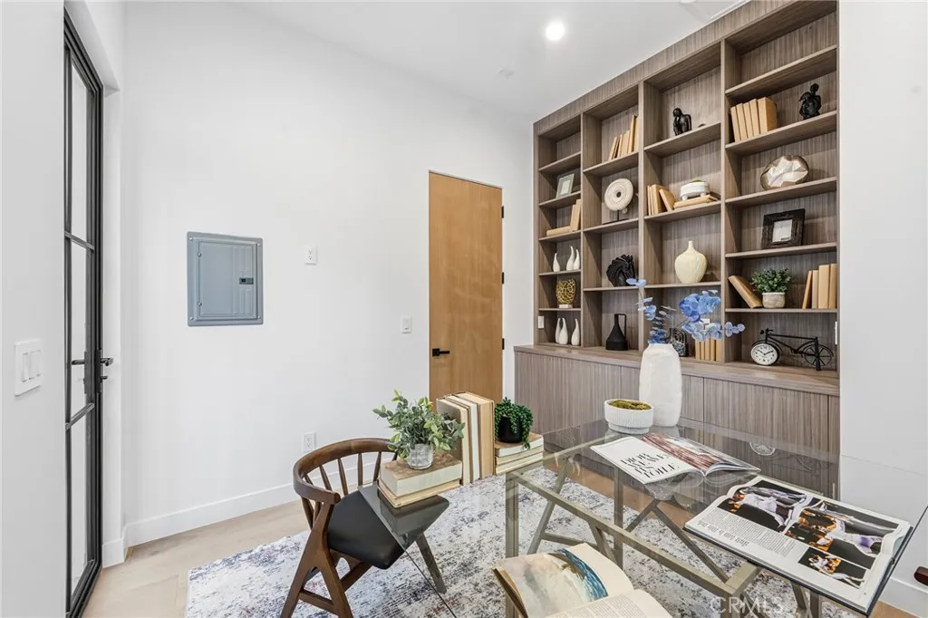 Additional image 104 of 4331 Alonzo, Encino, CA 91316