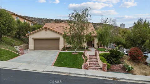 28332 Falcon Crest Drive, Canyon Country, CA 91351 - MLS#: SR25100293