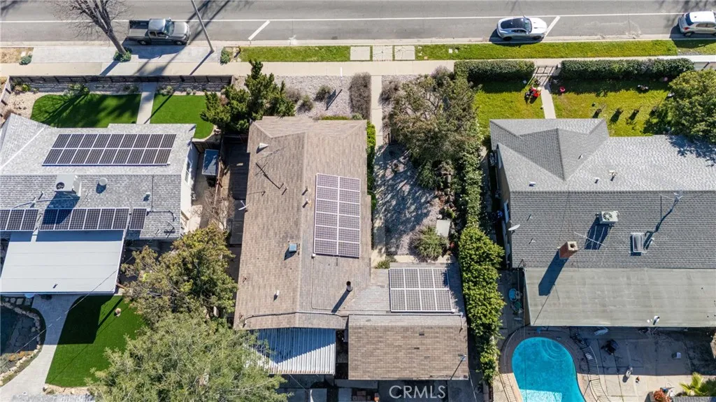 24201 Vanowen St, West Hills, CA 91307