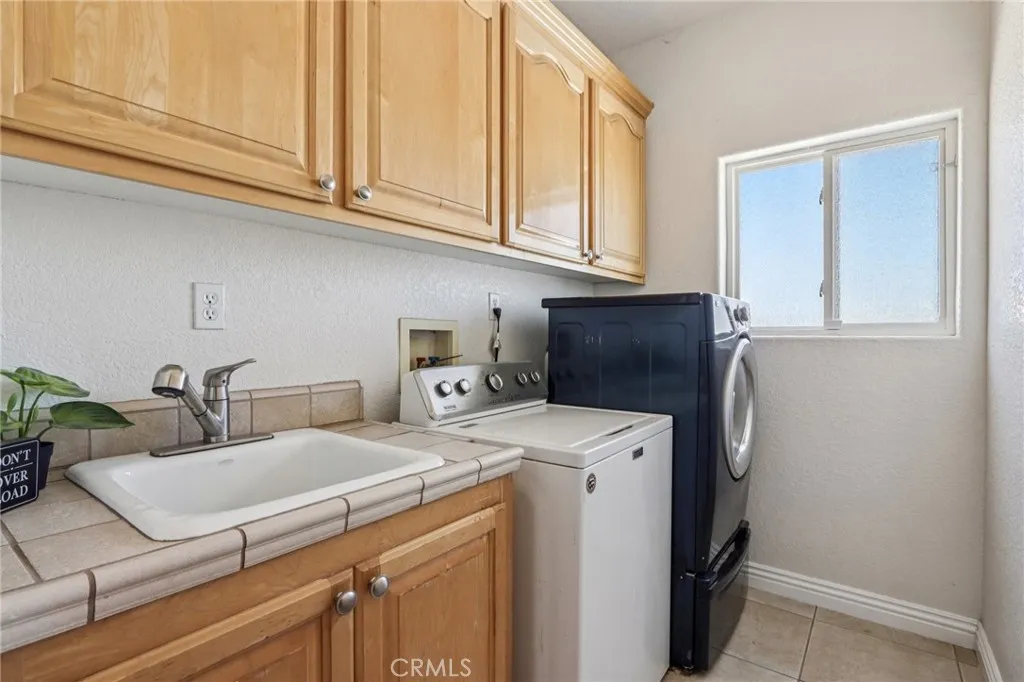 Additional image 63 of 8294 Aster Road, Oak Hills, CA 92344