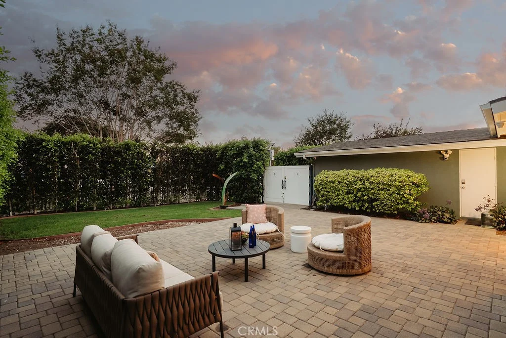 1598 Baker Street, Costa Mesa, CA 92626
