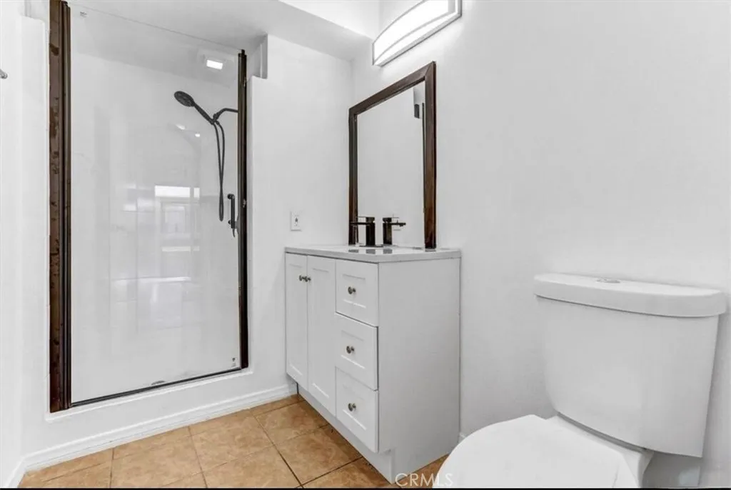 Additional image 12 of 6155 Reseda Blvd Unit 4, Tarzana, CA 91335