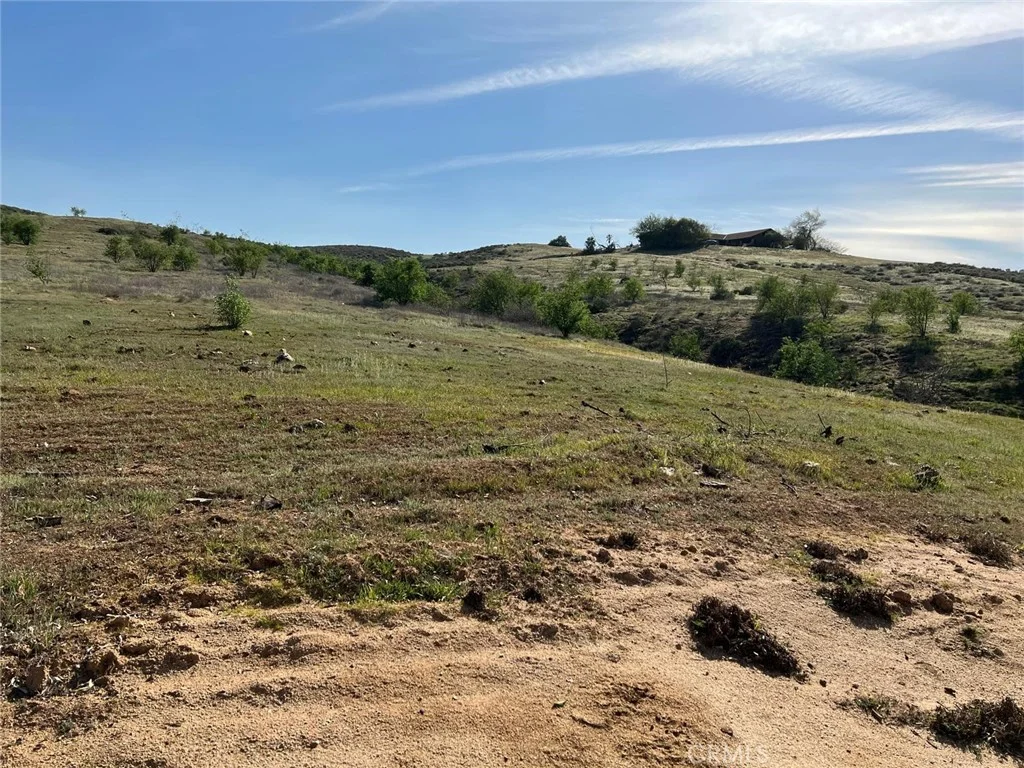 14359 Dove Canyon Dr, Riverside, CA 92503