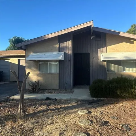 2236 San Bernardo Avenue, Hemet, CA MLS: SW25083082
