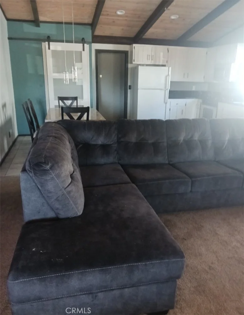 1066 Paradise Way, Big Bear City, CA 92314