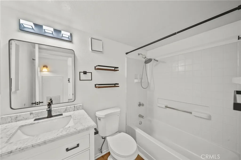 Additional image 14 of 21370 Nandina Lane Unit 103, Newhall, CA 91321