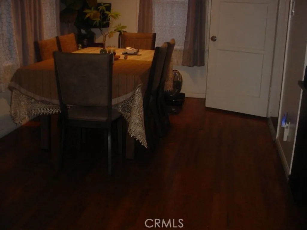 Additional image 10 of 19134 Delano Street, Tarzana, CA 91335