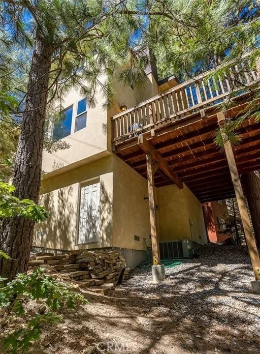 1157 Scenic Way, Lake Arrowhead, CA 92378