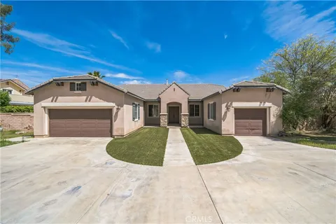 2 Villa Roma Street, Lake Elsinore, CA 92532 - MLS#: TR25082546