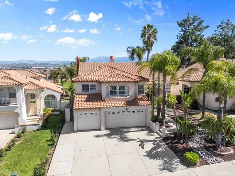 28092 Championship Drive, Moreno Valley, CA MLS: CV25077544