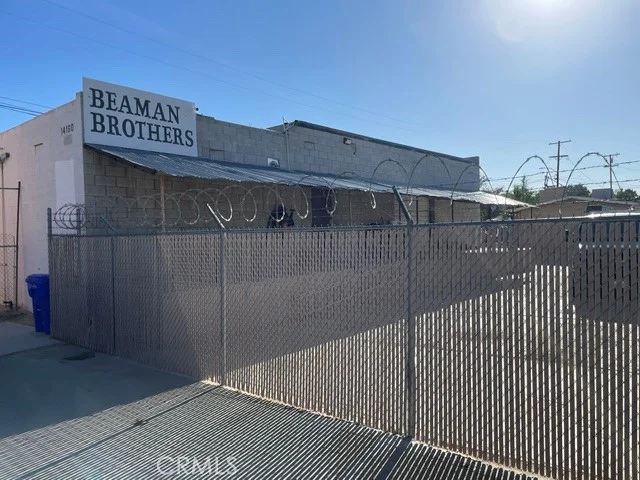 14160 Hesperia Rd, Victorville, CA 92395