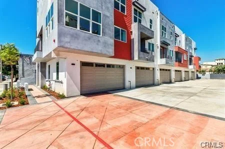 8117 2nd St Unit 101, Downey, CA 90241