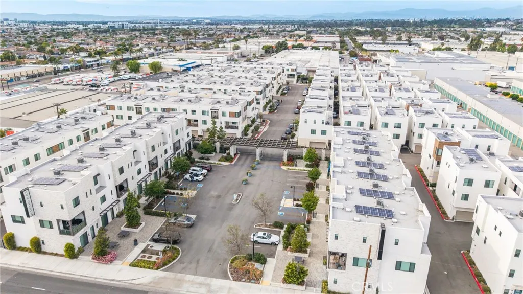 Additional image 103 of 2183 Bluewing Walk, Gardena, CA 90249