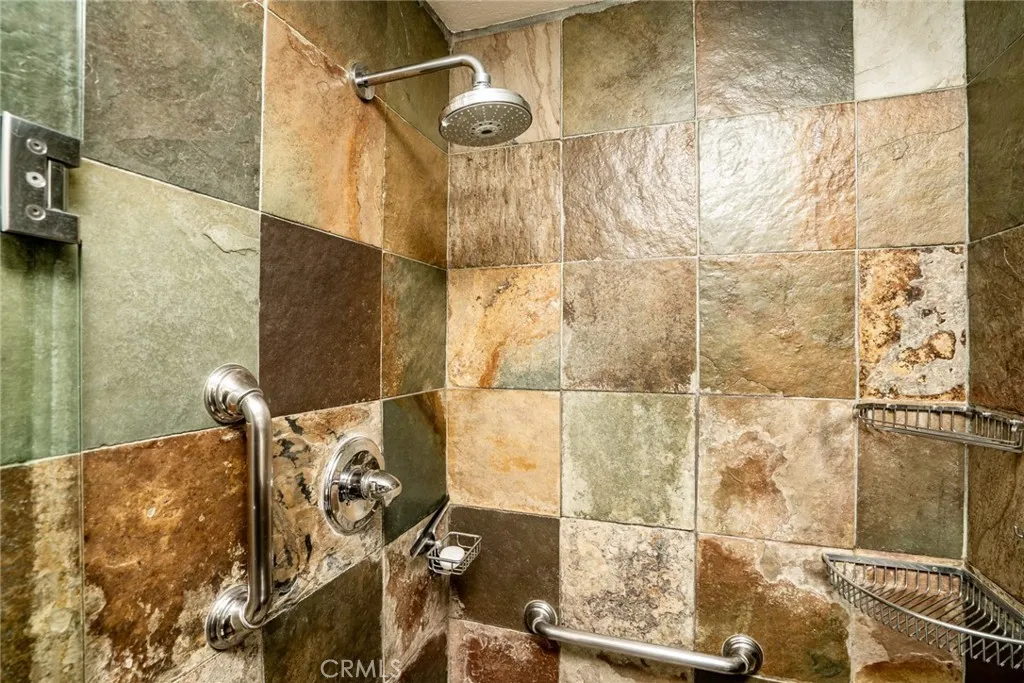 Additional image 20 of 7892 Waterfall Cir, Huntington Beach, CA 92648