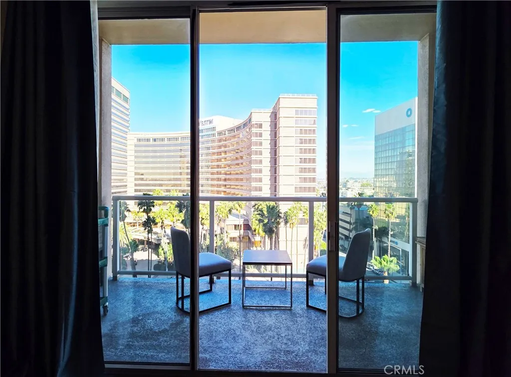 Additional image 3 of 388 E Ocean Blvd Unit 907, Long Beach, CA 90802