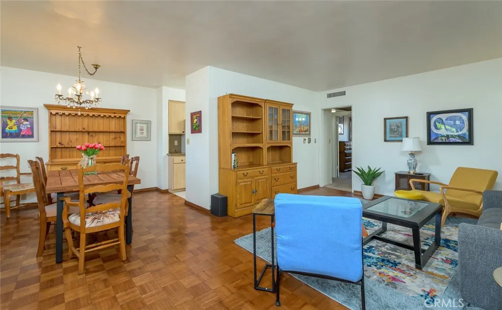 Additional image 5 of 215 N Kenwood Street Unit 303, Glendale, CA 91206