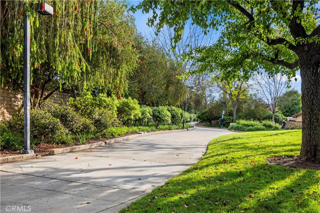 Additional image 70 of 25547 Via Impreso, Valencia, CA 91355